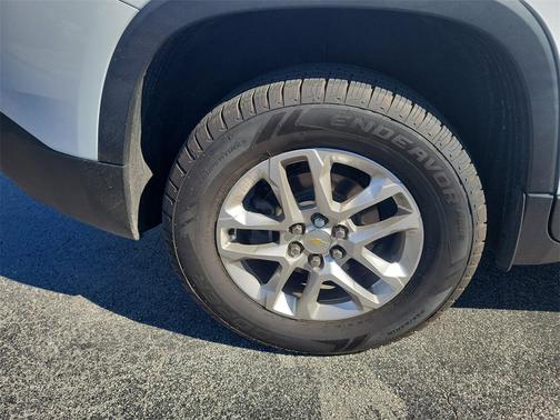 2021 Chevrolet Traverse LS
