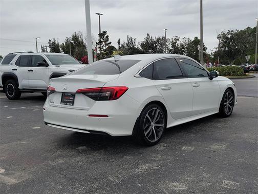 2022 Honda Civic Touring