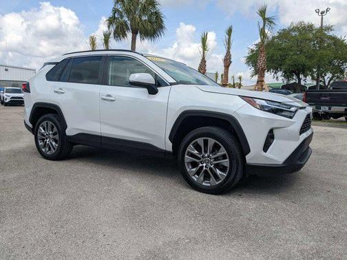 2024 Toyota RAV4 XLE Premium