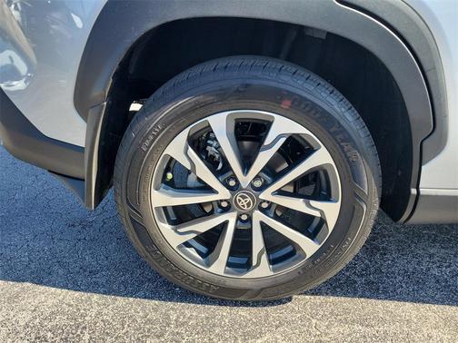 2025 Toyota Corolla Cross XLE