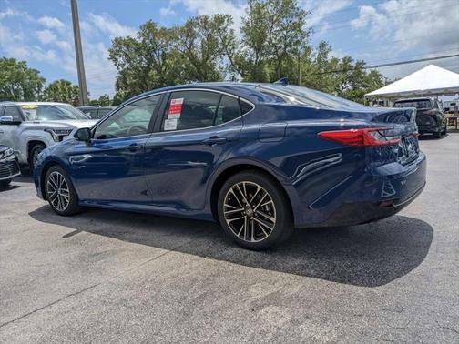 2025 Toyota Camry XLE