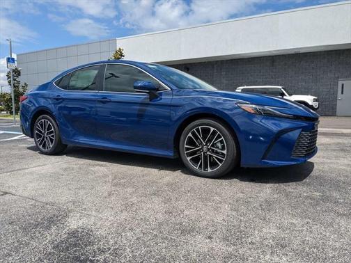 2025 Toyota Camry XLE