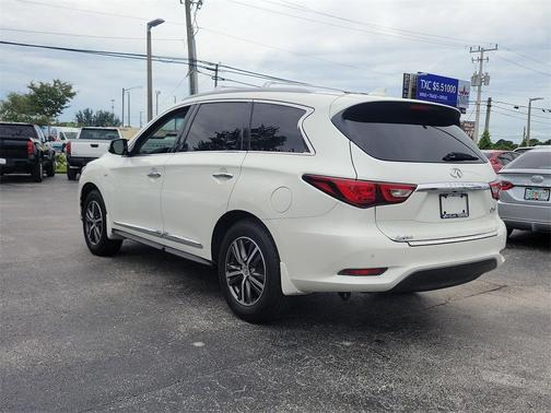 2016 INFINITI QX60 Base