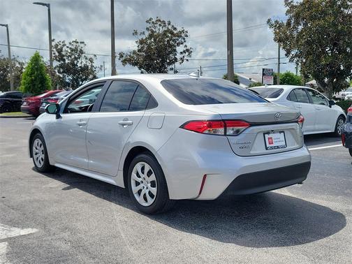 2024 Toyota Corolla LE