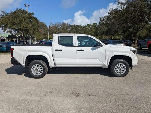 2025 Toyota Tacoma SR