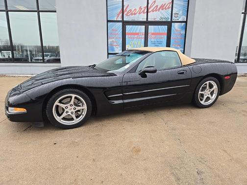 2003 Chevrolet Corvette Base
