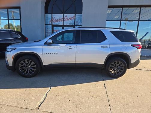 2022 Chevrolet Traverse RS