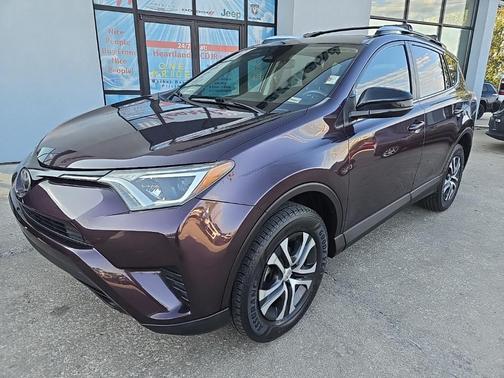 2017 Toyota RAV4 LE