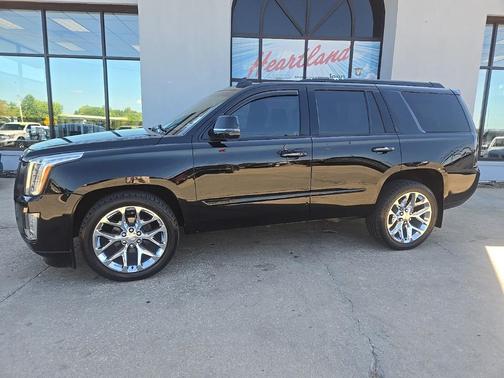 2016 Cadillac Escalade Platinum
