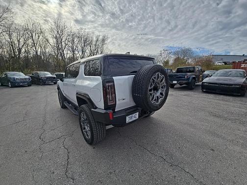 2025 GMC HUMMER EV SUV 3X