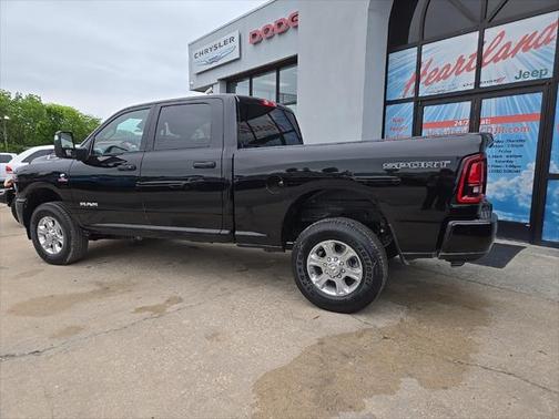 2025 RAM 2500 Big Horn Crew Cab 4x4 6'4' Box