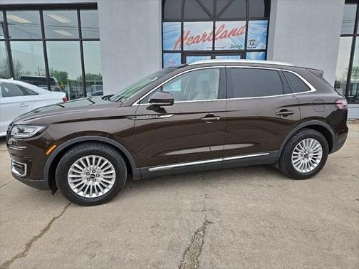 2019 Lincoln Nautilus Standard