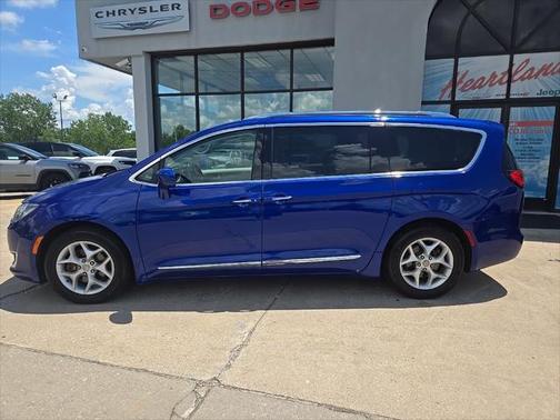 2018 Chrysler Pacifica Touring-L Plus