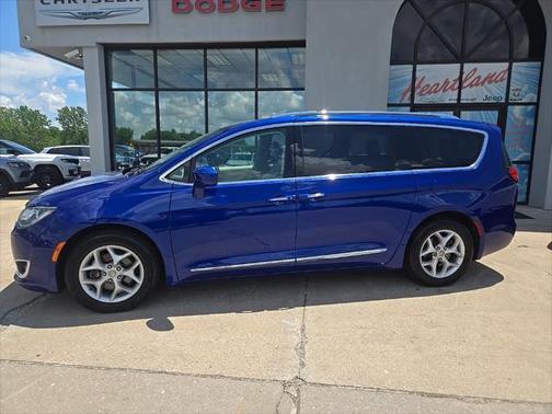2018 Chrysler Pacifica Touring-L Plus