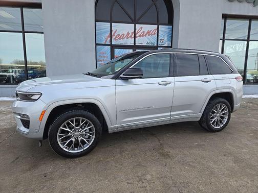 2025 Jeep Grand Cherokee Summit