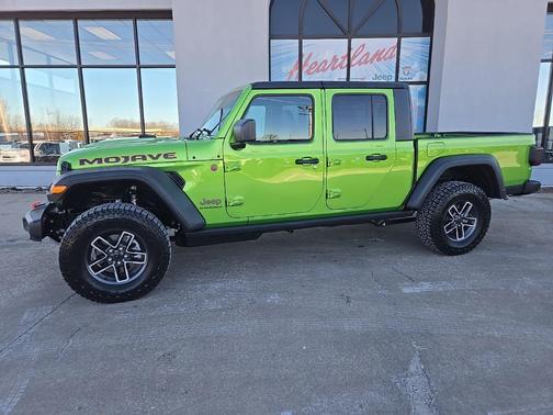 2026 Jeep Gladiator Mojave 4x4