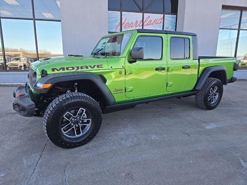 2026 Jeep Gladiator Mojave 4x4