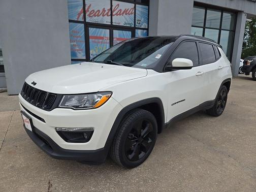 White Clearcoat 2018 Jeep Compass Latitude