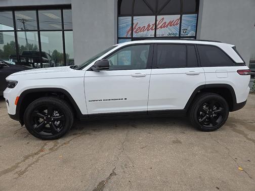 2025 Jeep Grand Cherokee Altitude