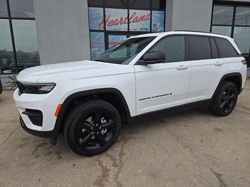 2025 Jeep Grand Cherokee Altitude