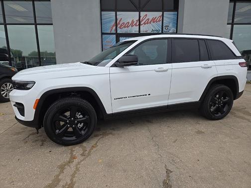 2025 Jeep Grand Cherokee Altitude