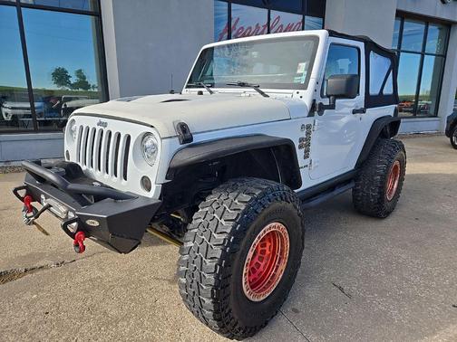 Bright White Clearcoat 2017 Jeep Wrangler Rubicon