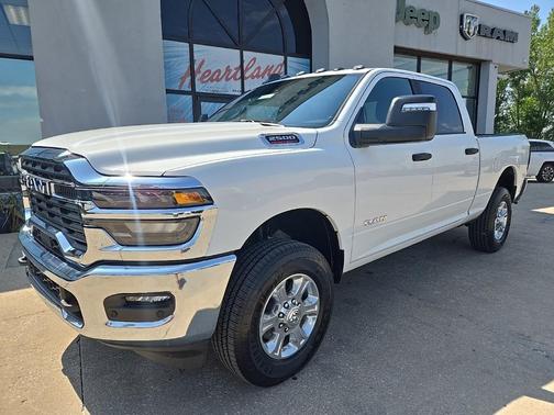2025 RAM 2500 Lone Star Crew Cab 4x4 6'4' Box