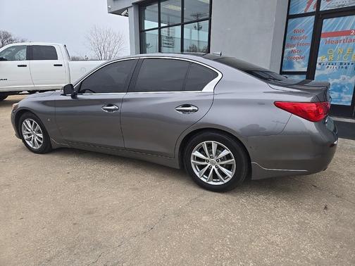 2015 INFINITI Q50 Premium