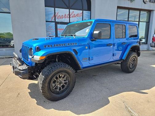 Hydro Blue Pearlcoat 2022 Jeep Wrangler Unlimited Rubicon 392