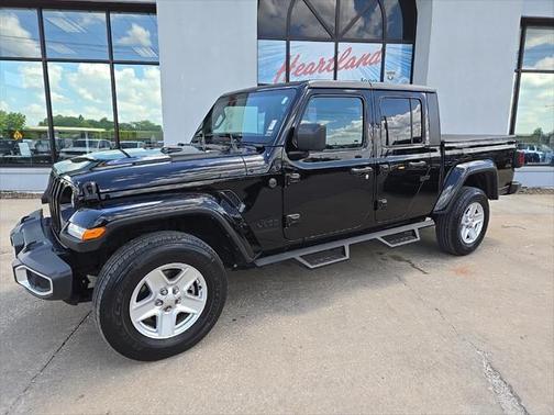 2022 Jeep Gladiator Sport S