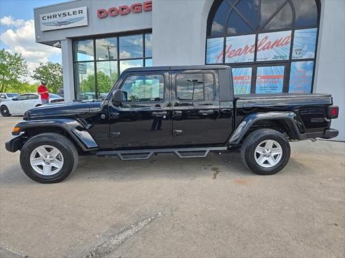 2022 Jeep Gladiator Sport S