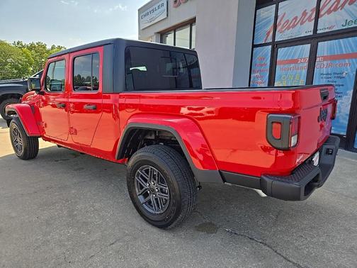 2025 Jeep Gladiator Sport S