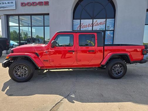 2025 Jeep Gladiator Sport S