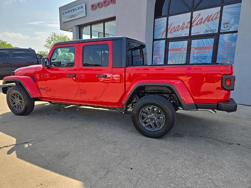2025 Jeep Gladiator Sport S