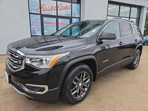 2017 GMC Acadia SLT-1