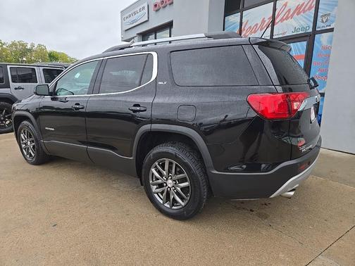 2017 GMC Acadia SLT-1