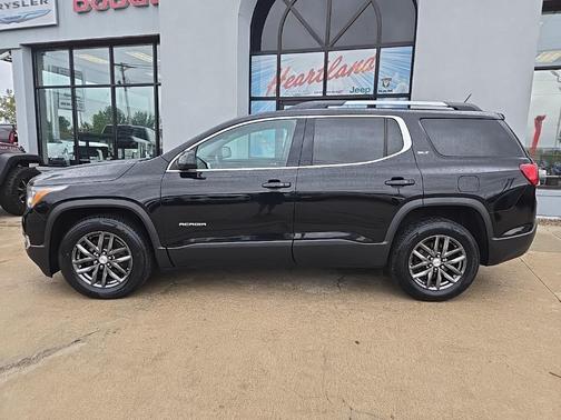 2017 GMC Acadia SLT-1