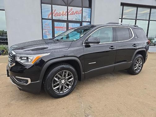 2017 GMC Acadia SLT-1