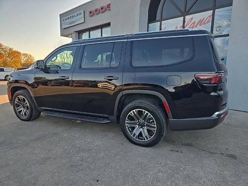 2022 Jeep Wagoneer Series III 4x4
