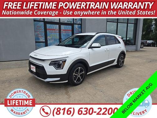 Snow White Pearl 2024 Kia Niro EX