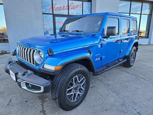 2024 Jeep Wrangler 4-Door Sahara 4x4
