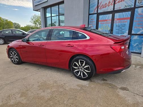 2024 Chevrolet Malibu FWD RS