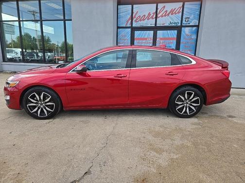 2024 Chevrolet Malibu FWD RS