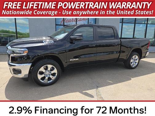 Diamond Black Crystal Pearl-Coat Exterior Paint 2026 RAM 1500 Big Horn/Lone Star