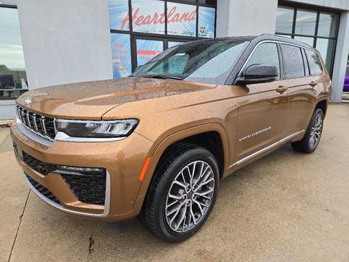 Copper Shino Metallic Clear-Coat Exterior Paint 2026 Jeep Grand Cherokee Summit