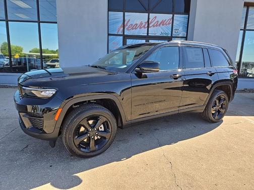 2025 Jeep Grand Cherokee Altitude