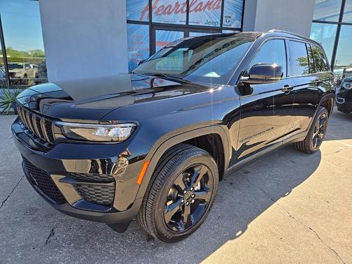 2025 Jeep Grand Cherokee Altitude