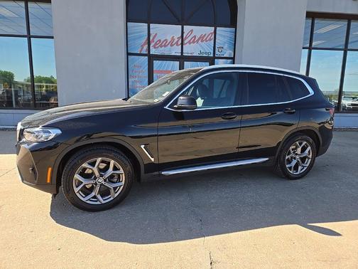 Black Sapphire Metallic 2024 BMW X3 xDrive30i