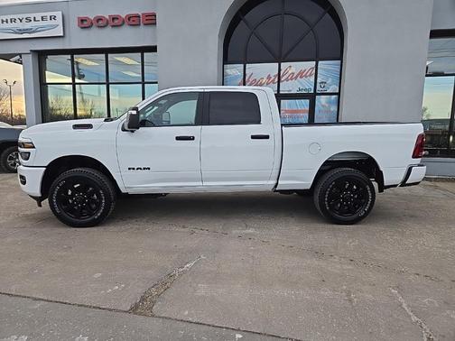 2026 RAM 2500 Big Horn Crew Cab 4x4 6'4' Box