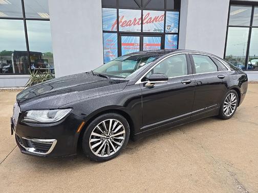 Infinite Black Metallic 2020 Lincoln MKZ Standard